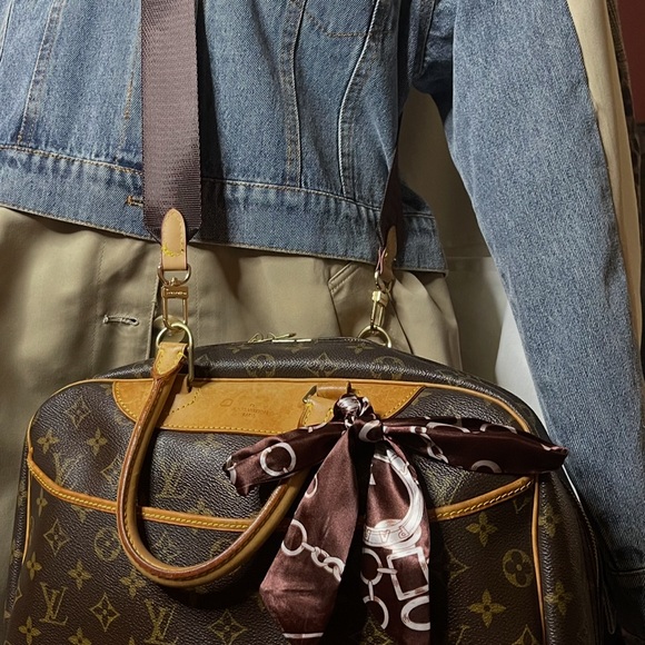 Vintage 1990’s Louis Vuitton Brown Deauville Monogram Satchel - Picture 4 of 16